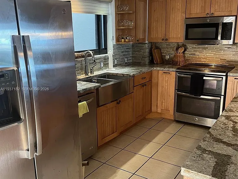 202 Sanctuary Dr — Photo 10