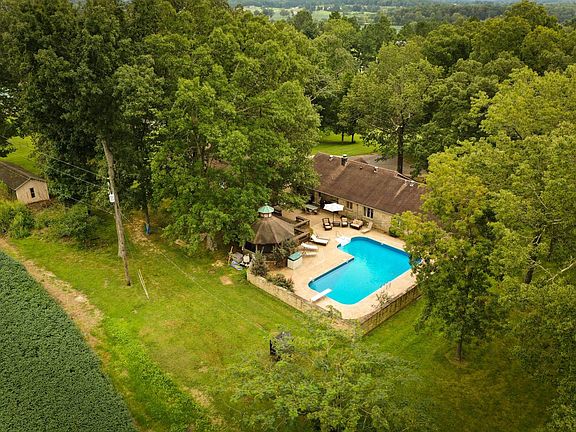 3rd image of 505 Heflin Trl