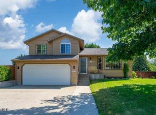 2040 N Westwind Dr, Post Falls, ID 83854