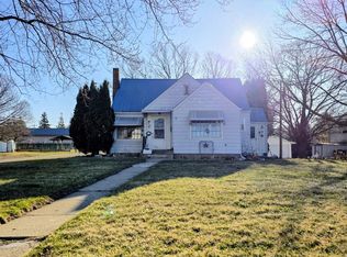 233 Main St, Colesburg, IA 52035