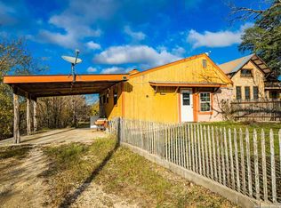 1421 Stoneleigh Rd, Comfort, TX 78013