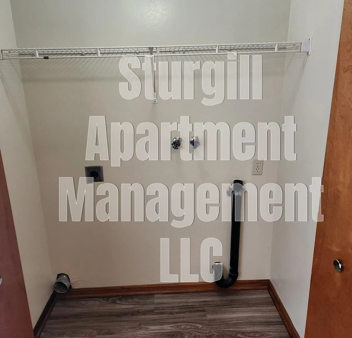 2 bed, 1.5 bath, 1188 sqft, $900 — Photo 3