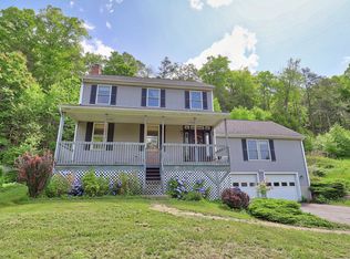 208 Cardinal Cir, Torrington, CT 06790