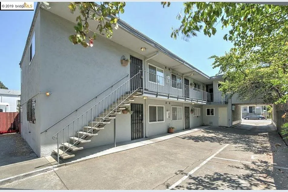 1212 12th St APT A photo 1