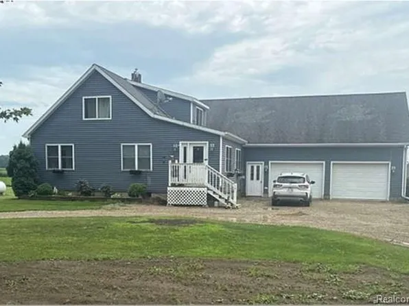 7394 Barnes Rd, Marlette, MI 48453