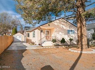 212 N 32nd Ave, Yakima, WA 98902