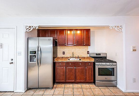 5th image of 455 E 145th St #1