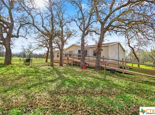 151 Denman Rd, Luling, TX 78648