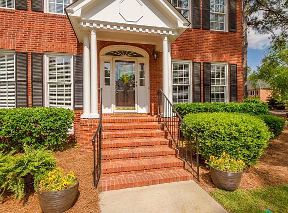 2nd image of 3683 Cypress Point Dr