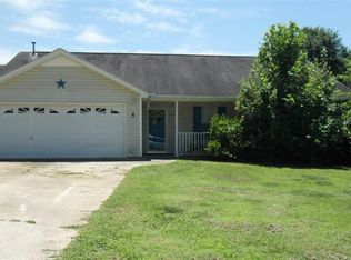 5 Mossy Oak Ln, Greer, SC 29651