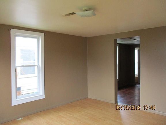 2nd image of 440 Young St