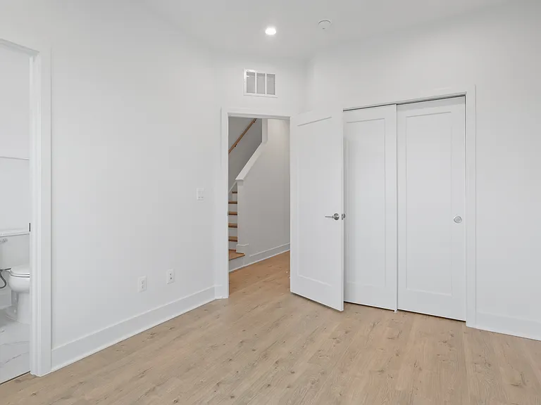 2064 Tysons Ridgeline Rd — Photo 25
