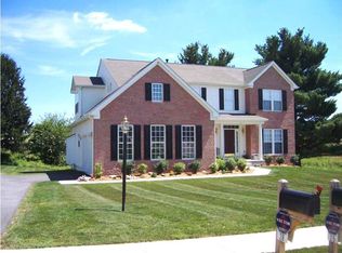 28 Christians Dr, Hanover, PA 17331