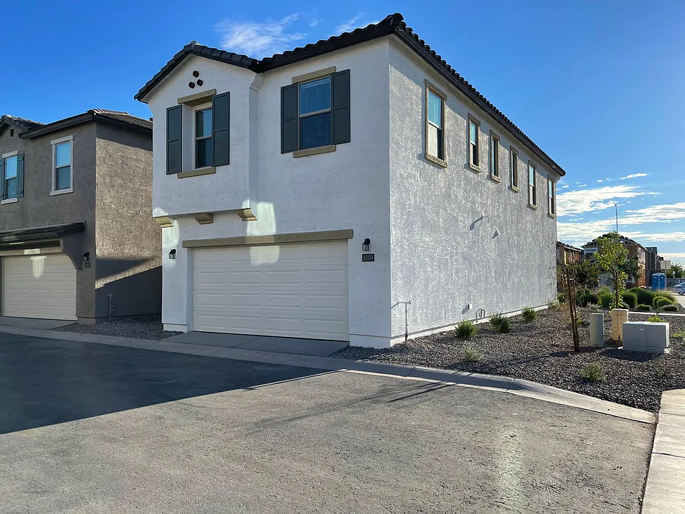 8309 E Impala Ave