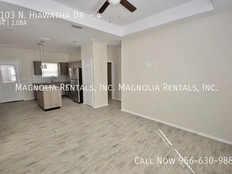 5103 N Hiawatha Dr #4 — Photo 3