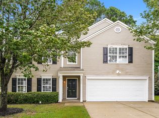 4005 Satinwood Dr, Clayton, NC 27520