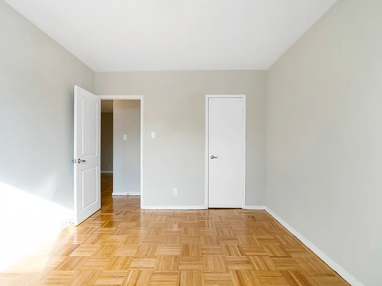 183 Berry Rd — Photo 7