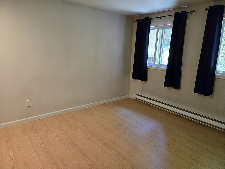 13835 NE 44th Pl #GUEST HOME — Photo 21