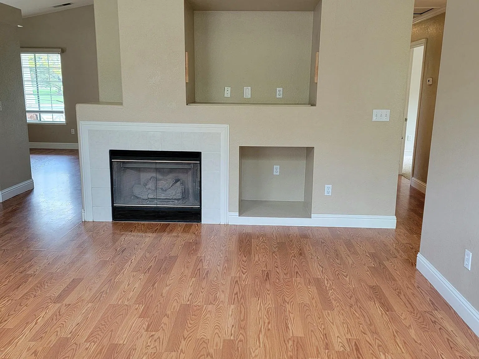 3 bed, 1473 sqft, $2,800 — Photo 2
