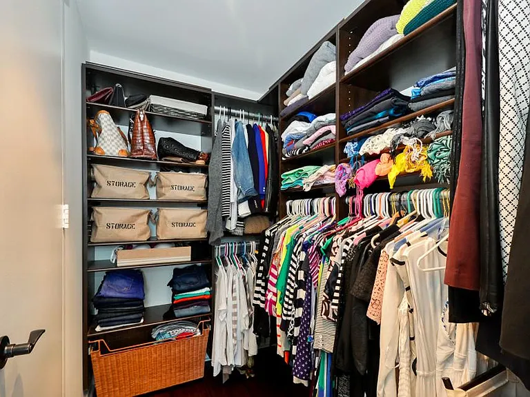 1030 N State St #15B — Photo 3