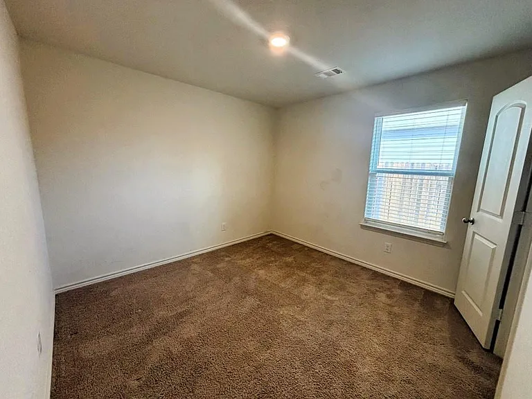 201 Sunnymeade Ln — Photo 16
