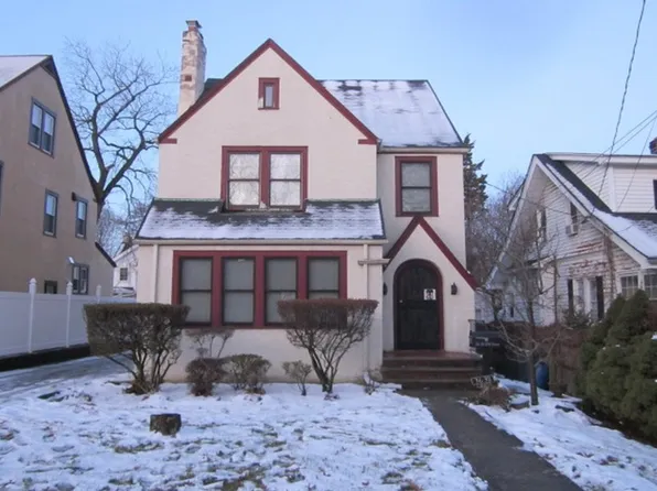 3638 209th St, Bayside, NY 11361