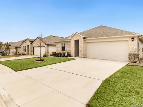 848 Pronghorn Trail, Seguin, TX 78155