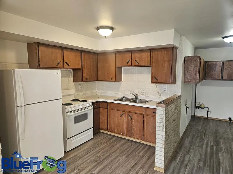 3 bed, 1.0 bath, $1,599 — Photo 3