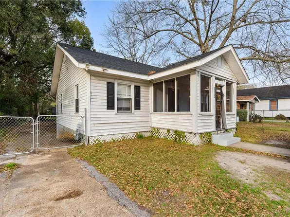 1254 Seneca St, Mobile, AL 36605