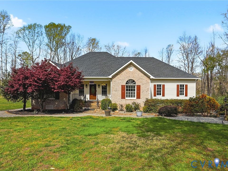 1st image of 2060 Valley Springs Ct