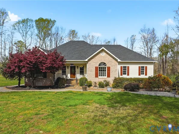 2060 Valley Springs Ct, Powhatan, VA 23139