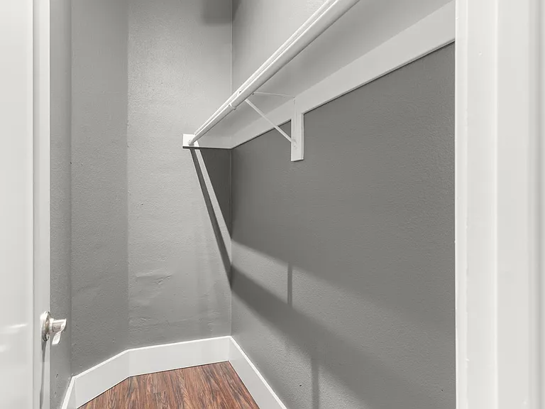 138 Elm Avenue — Photo 15