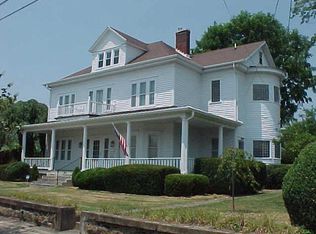 906 Straley Ave, Princeton, WV 24740