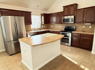 8315 Summerset Dr, Dallas, TX 75249