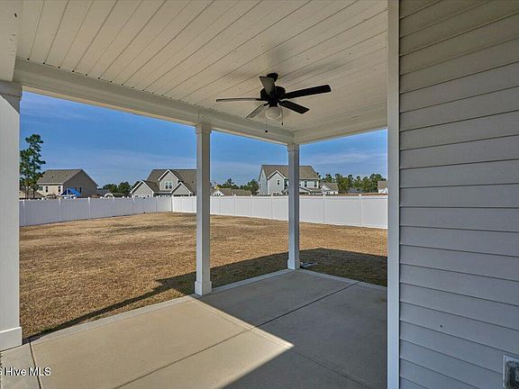 3rd image of 143 Sandy Springs Road
