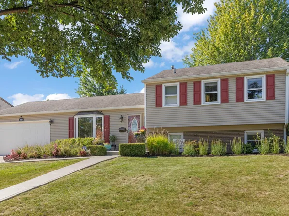1425 Colwyn Dr, Schaumburg, IL 60194