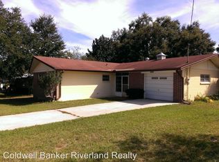 21254 SW Honeysuckle St, Dunnellon, FL 34431