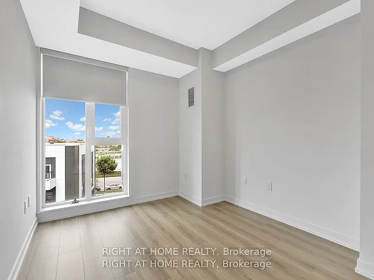 10 Lagerfeld Dr #401 — Photo 31