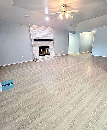 4th image of 651 Brookside Dr