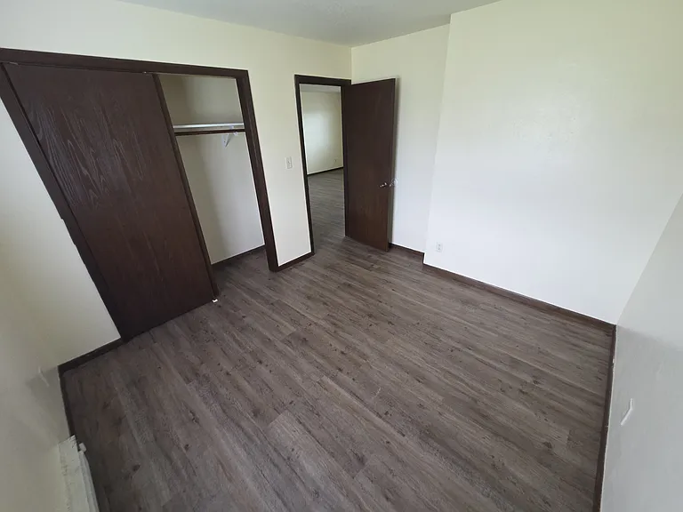 425 S Thayer Ave #101 — Photo 8