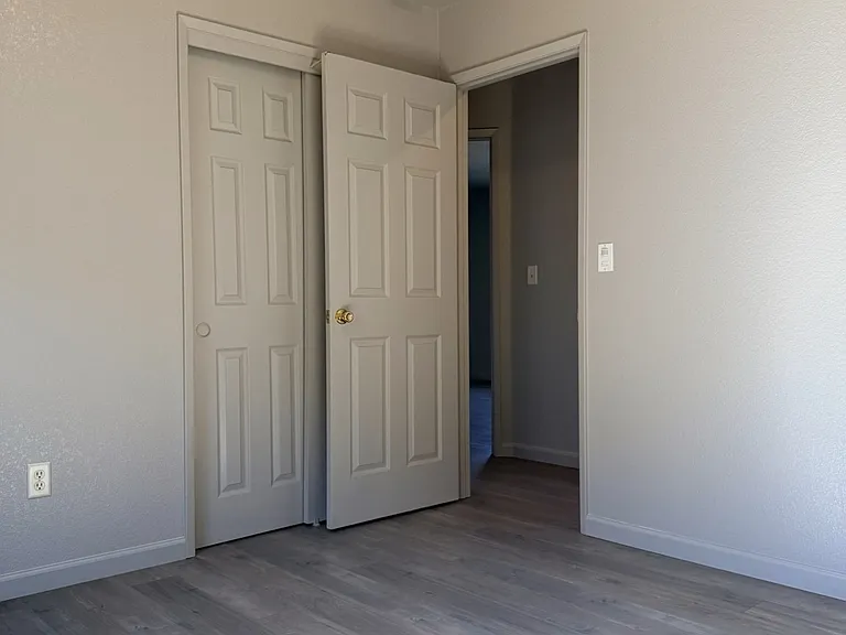 520 Saint Teresa Ct — Photo 16