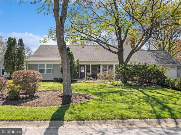 12123 Long Ridge Ln, Bowie, MD 20715