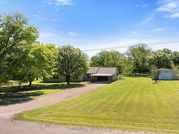 5th image of 309 Willow Creek Ln
