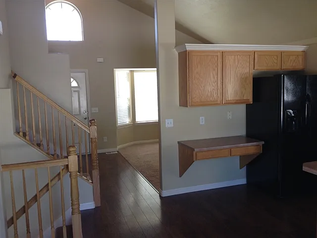 5 bed, 3.5 bath, 1952 sqft, $2,545 — Photo 3