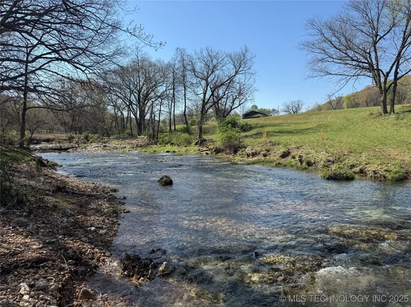 74555 S 4695th Rd, Stilwell, OK 74960