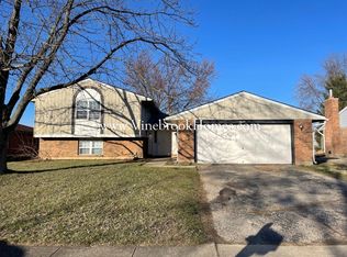 6077 Charlesgate Rd, Huber Heights, OH 45424