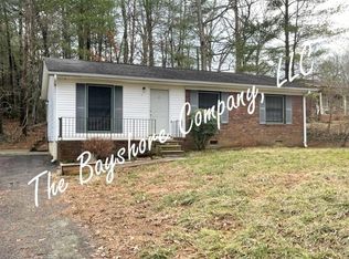 19 Melton Dr, Asheville, NC 28805