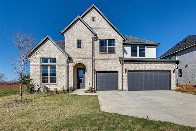 1st image of 1812 Firefly Dr