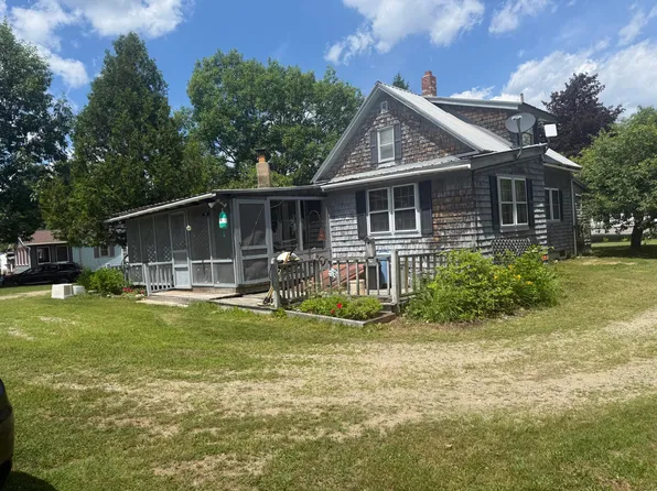 2653 Lee Road, Lee, ME 04455