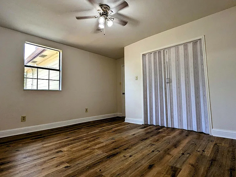 217 Sun Valley Dr — Photo 5